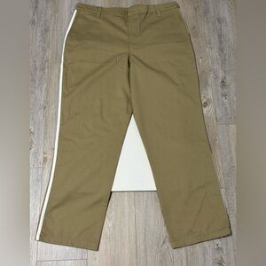 Adidas chinos